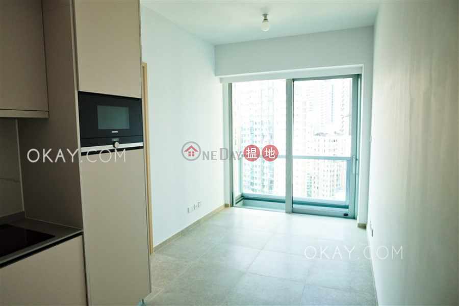 Cozy 1 bedroom with balcony | Rental, Resiglow Pokfulam RESIGLOW薄扶林 Rental Listings | Western District (OKAY-R378712)