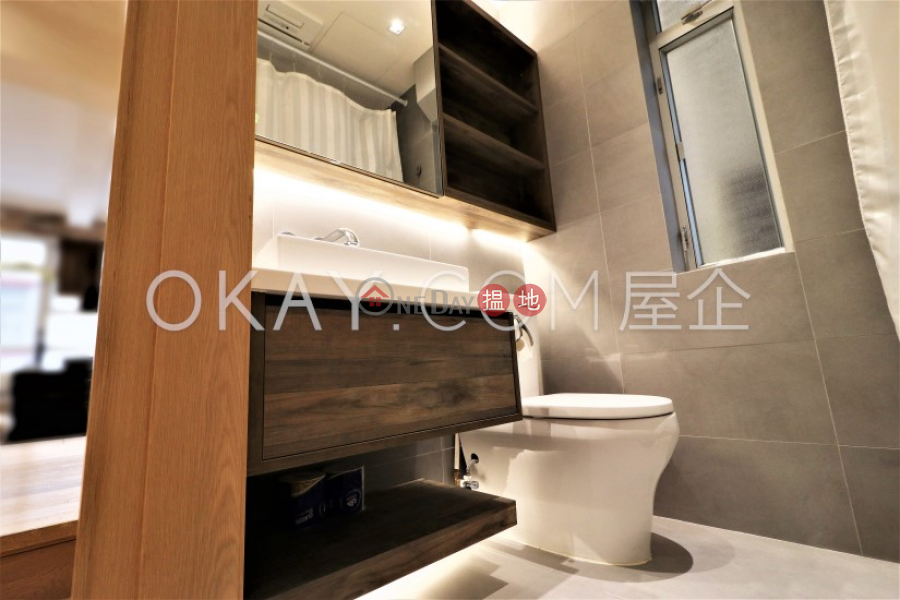 HK$ 42,000/ month | Minerva House | Western District | Charming 3 bedroom in Mid-levels West | Rental