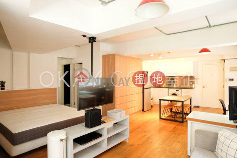 Tasteful studio with balcony | Rental, 40 Elgin Street 伊利近街40號 | Central District (OKAY-R64928)_0