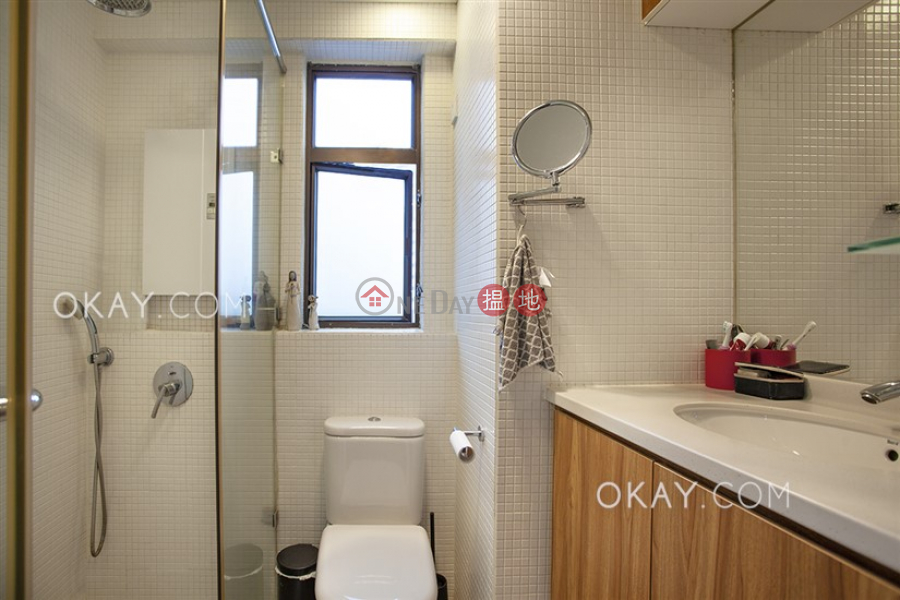 HK$ 46,000/ 月-信怡閣西區-2房2廁,實用率高,極高層,露台信怡閣出租單位