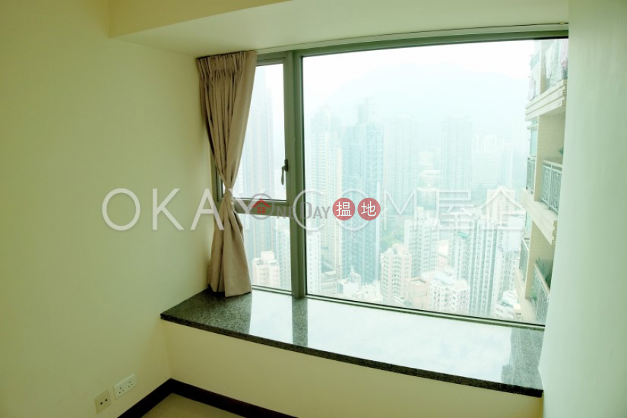 HK$ 25,000/ 月泓都-西區2房1廁,極高層,星級會所,露台泓都出租單位