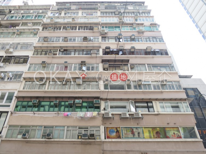 Gorgeous 3 bedroom in Causeway Bay | Rental | Lunar Building 月華大廈 Rental Listings