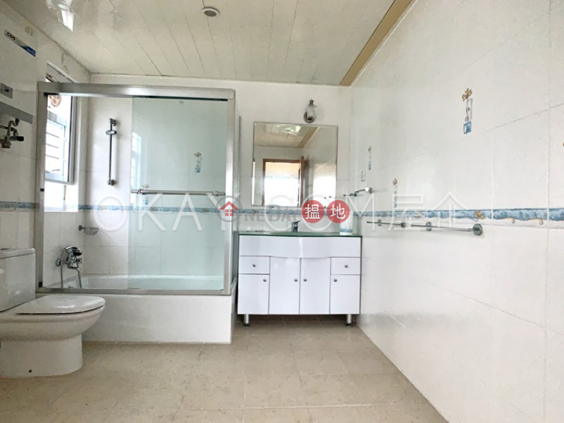 HK$ 28M, Wong Keng Tei Village House Sai Kung, Charming house with sea views, rooftop & balcony | For Sale