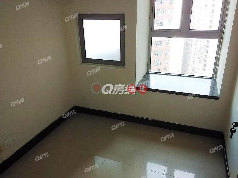 Property Search Hong Kong | OneDay | Residential | Sales Listings, The Merton | 2 bedroom Mid Floor Flat for Sale
