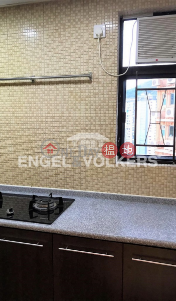 HK$ 16M | Royal Court, Wan Chai District, 3 Bedroom Family Flat for Sale in Tai Hang