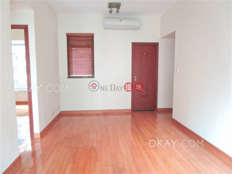 Luxurious 2 bedroom with balcony | Rental | 2 Park Road 柏道2號 Rental Listings