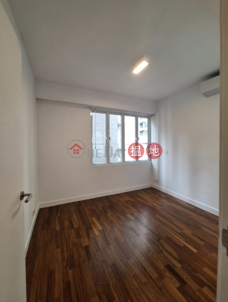 Property Search Hong Kong | OneDay | Residential | Rental Listings | SHERWOOD COURT 3 BED 1 BATH