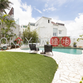 Exquisite house with rooftop & parking | For Sale | House 1 Silver View Lodge 偉景別墅 1座 _0
