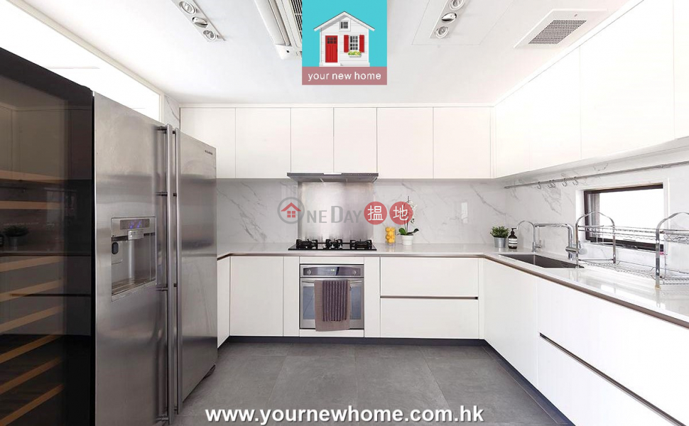 HK$ 42,000/ month Greenview Garden, Sai Kung Modern Apartment in Clearwater Bay | For Rent