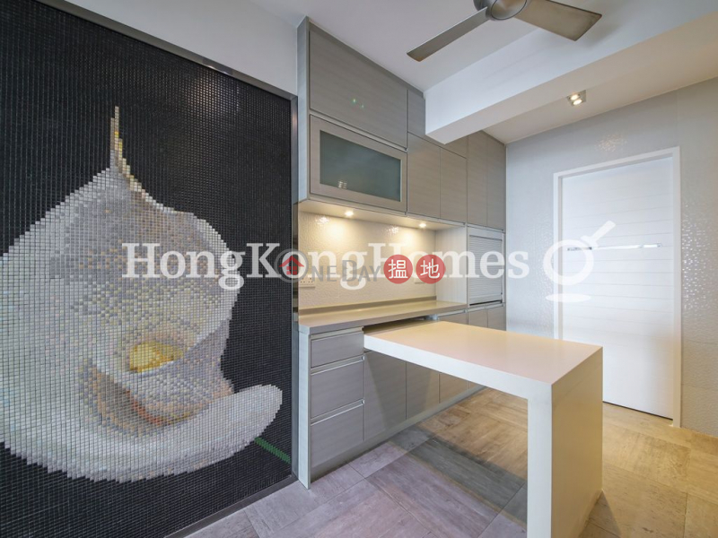 HK$ 60,000/ month Block 19-24 Baguio Villa, Western District | 3 Bedroom Family Unit for Rent at Block 19-24 Baguio Villa