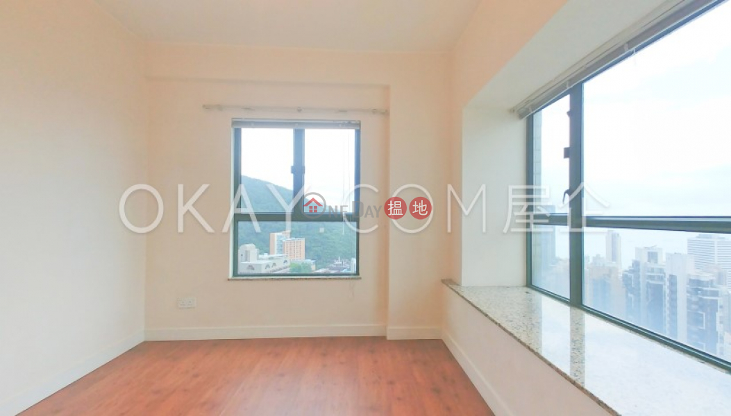 HK$ 42,000/ month Scholastic Garden | Western District Stylish 3 bed on high floor with sea views & parking | Rental