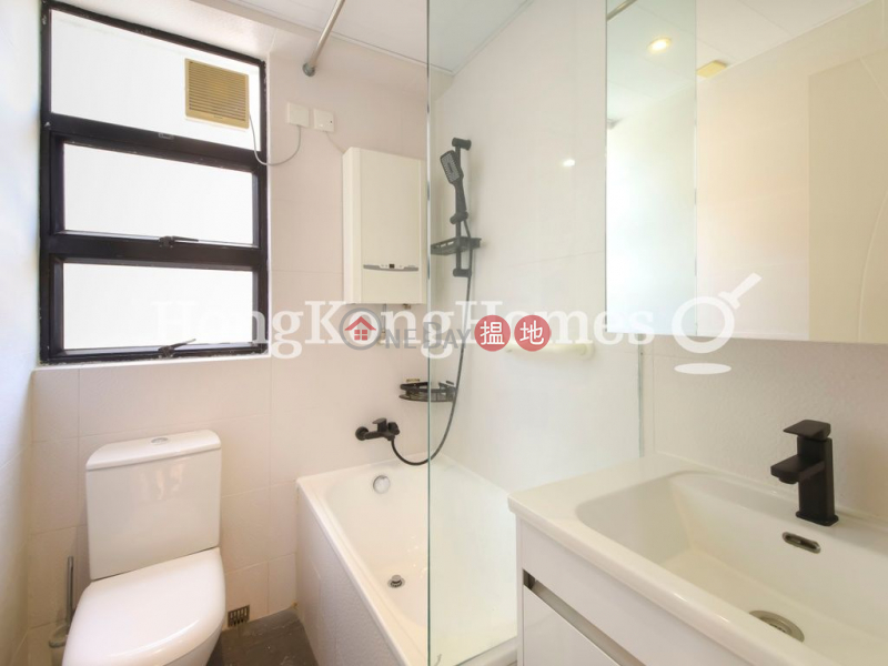 HK$ 36,000/ month Grand Court, Wan Chai District 3 Bedroom Family Unit for Rent at Grand Court