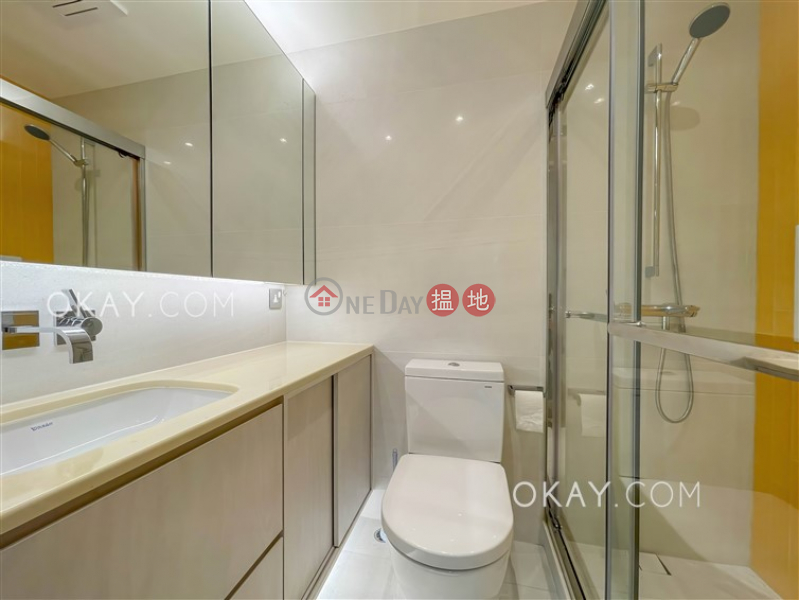 HK$ 48,000/ month | The Balmoral Block 2, Tai Po District | Elegant 4 bedroom with balcony & parking | Rental