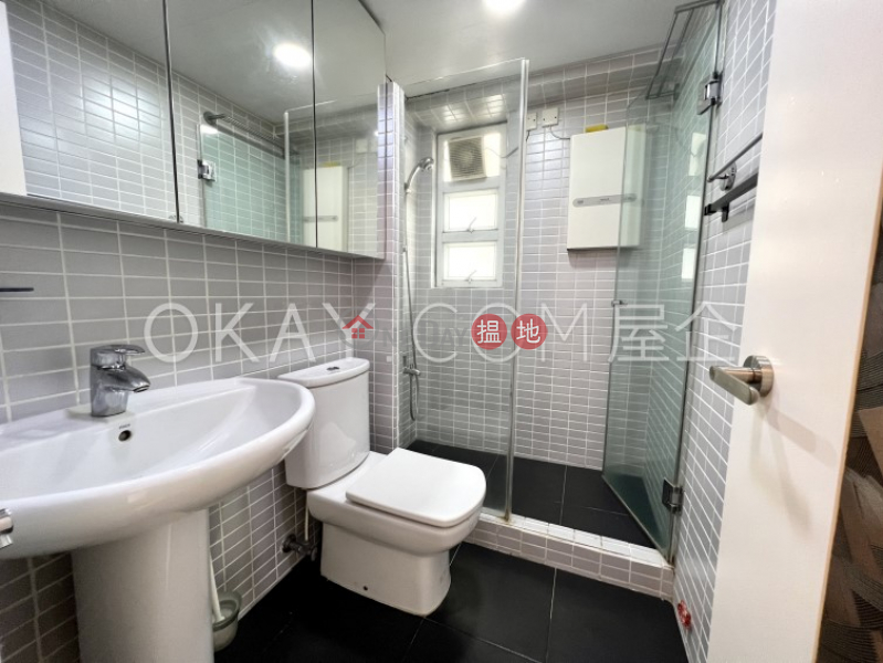 Nicely kept 2 bedroom on high floor | For Sale 20 Conduit Road | Western District Hong Kong | Sales, HK$ 15M
