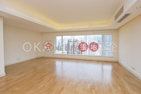Stylish 3 bedroom on high floor with parking | For Sale | Craigmount 紀園 _0