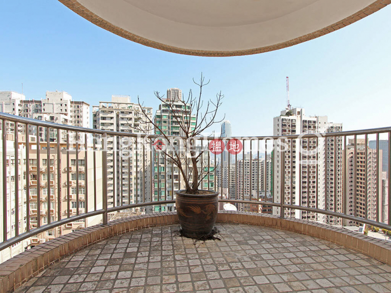 3 Bedroom Family Unit for Rent at Pearl Gardens | Pearl Gardens 明珠台 Rental Listings