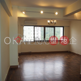 Popular 3 bedroom with parking | For Sale