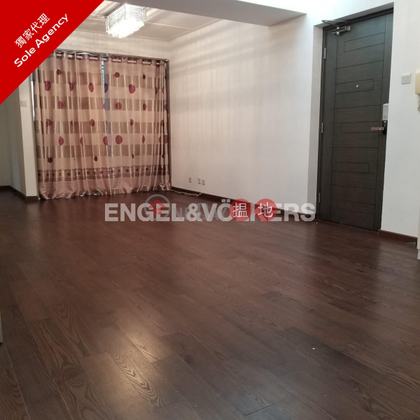 Property Search Hong Kong | OneDay | Residential Rental Listings | 2 Bedroom Flat for Rent in Kowloon City