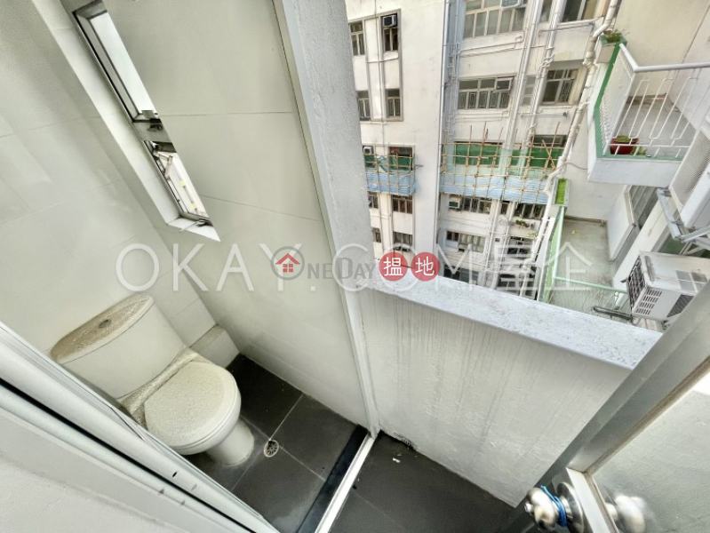 Tasteful penthouse with balcony | Rental, Great George Building 華登大廈 Rental Listings | Wan Chai District (OKAY-R256556)