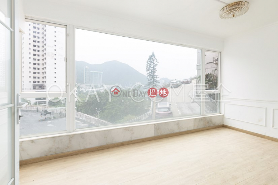 Efficient 3 bedroom with parking | For Sale 18-40 Belleview Drive | Southern District, Hong Kong | Sales | HK$ 66M