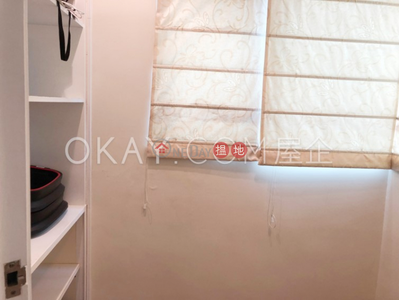 Property Search Hong Kong | OneDay | Residential Sales Listings Nicely kept 2 bedroom with parking | For Sale