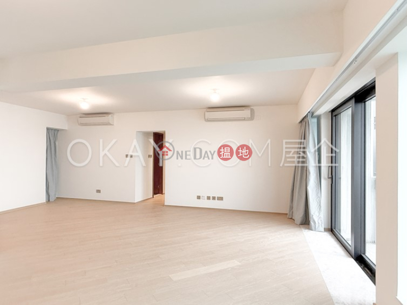 Property Search Hong Kong | OneDay | Residential | Sales Listings | Beautiful 3 bed on high floor with sea views & balcony | For Sale