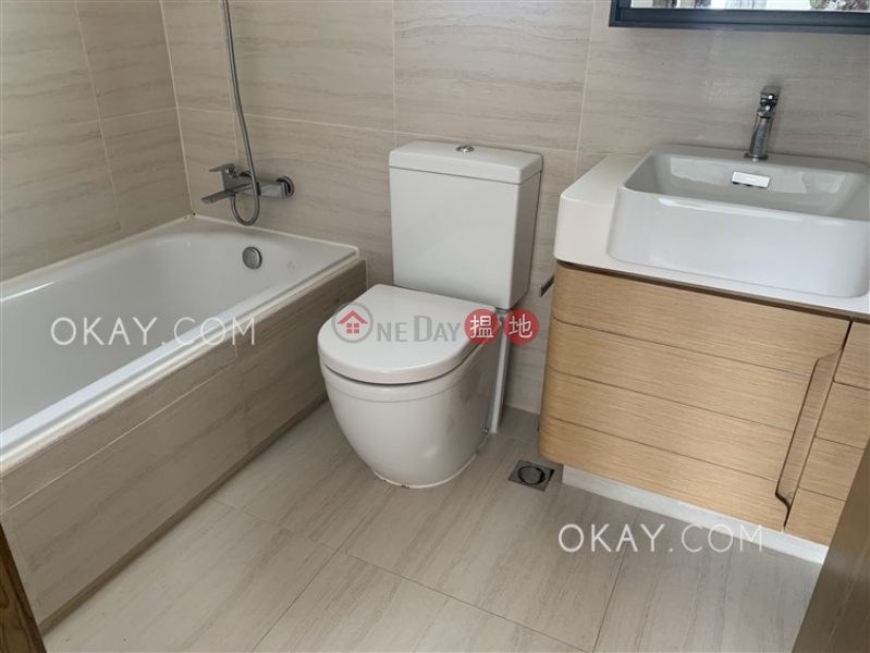 HK$ 18,500/ month South Coast | Southern District Popular 2 bedroom on high floor with balcony | Rental