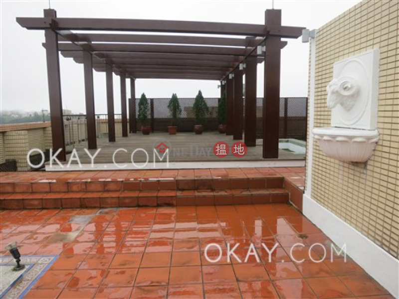 Efficient 3 bedroom with rooftop & parking | Rental | Peak Gardens 山頂花園 Rental Listings