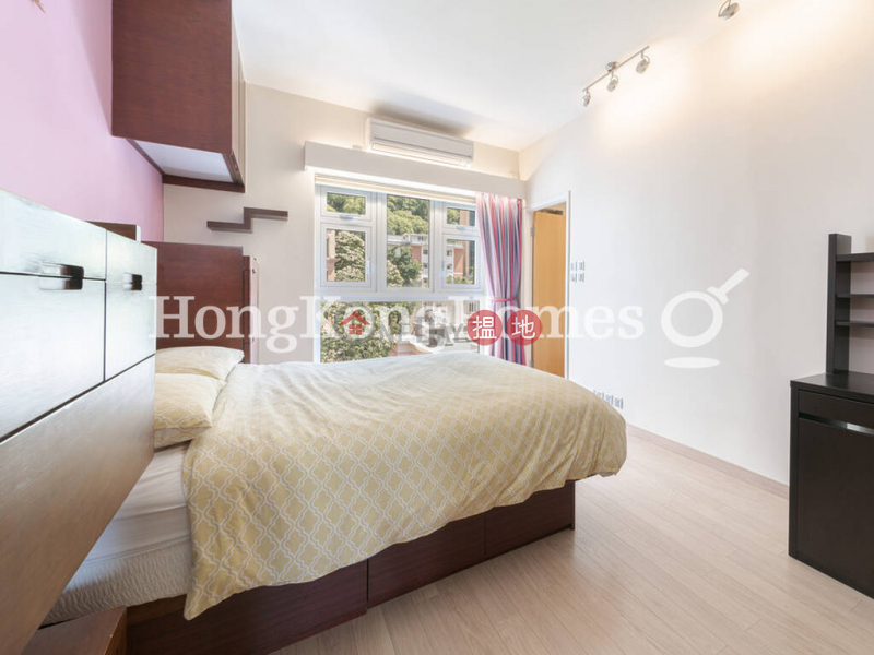 3 Bedroom Family Unit for Rent at Richmond Court, 111-113 Robinson Road | Western District | Hong Kong Rental HK$ 90,000/ month