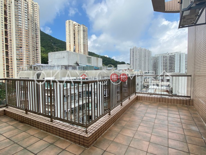 Tasteful 3 bedroom on high floor with terrace & balcony | Rental | Bayview Park 灣景園 Rental Listings