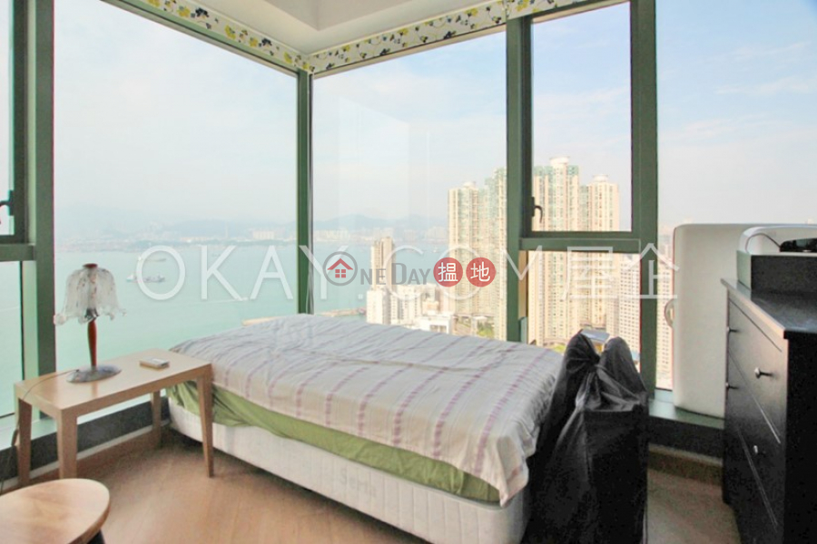 Property Search Hong Kong | OneDay | Residential Sales Listings | Exquisite 4 bed on high floor with sea views & rooftop | For Sale