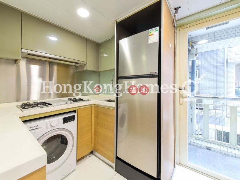 HK$ 45,000/ month, Centrestage Central District | 3 Bedroom Family Unit for Rent at Centrestage