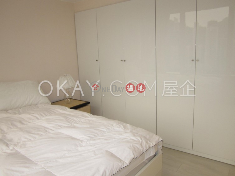 HK$ 36,000/ month Convention Plaza Apartments Wan Chai District, Lovely 1 bedroom on high floor | Rental