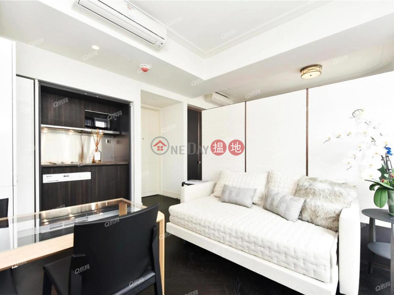 HK$ 33,000/ month, Castle One By V Western District, Castle One By V | 1 bedroom High Floor Flat for Rent