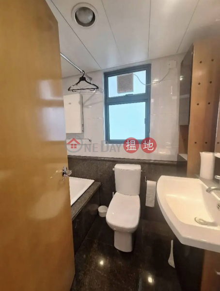 80 ROBINSON ROAD 3 BED 2 BATH-80羅便臣道 | 西區|香港|出租HK$ 55,000/ 月