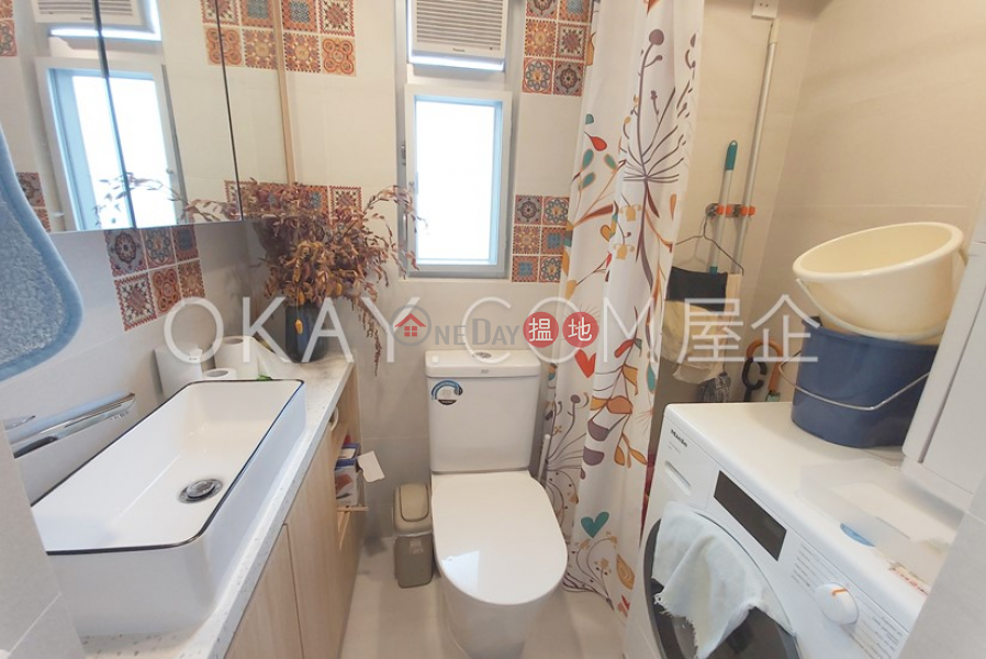 HK$ 29,800/ month Jadeview Court, Western District, Practical penthouse with rooftop | Rental