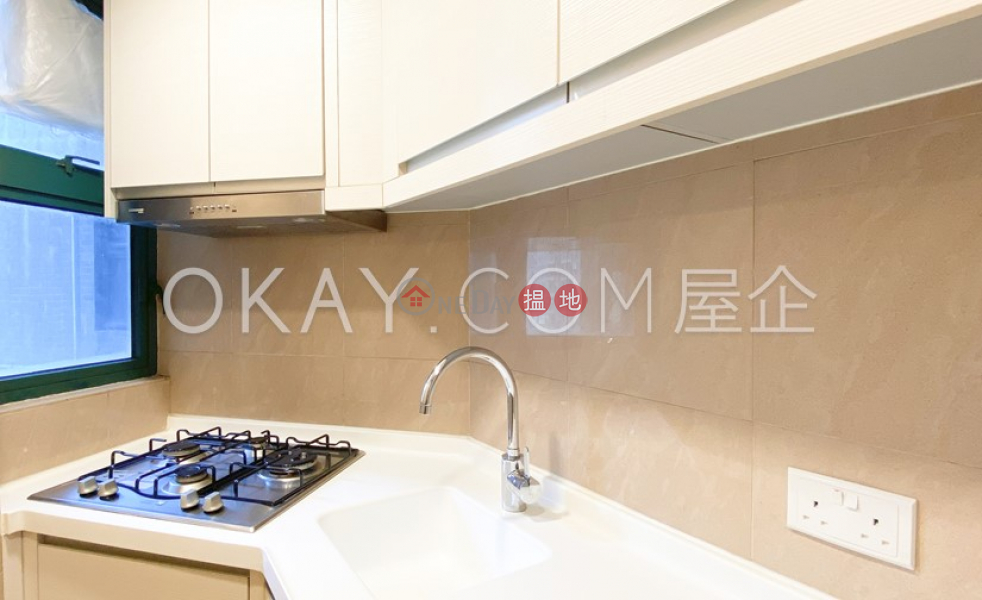 HK$ 9.9M | Manhattan Heights, Western District Practical 1 bedroom in Western District | For Sale