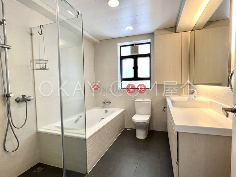 HK$ 79,000/ month, Po Shan Mansions Western District | Efficient 4 bedroom with balcony & parking | Rental