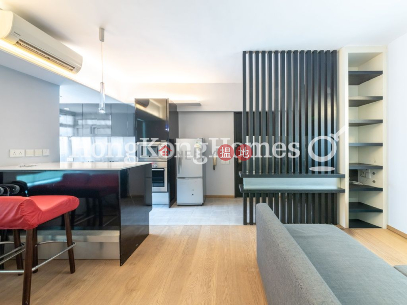 2 Bedroom Unit at Floral Tower | For Sale 1-9 Mosque Street | Western District | Hong Kong Sales HK$ 14M