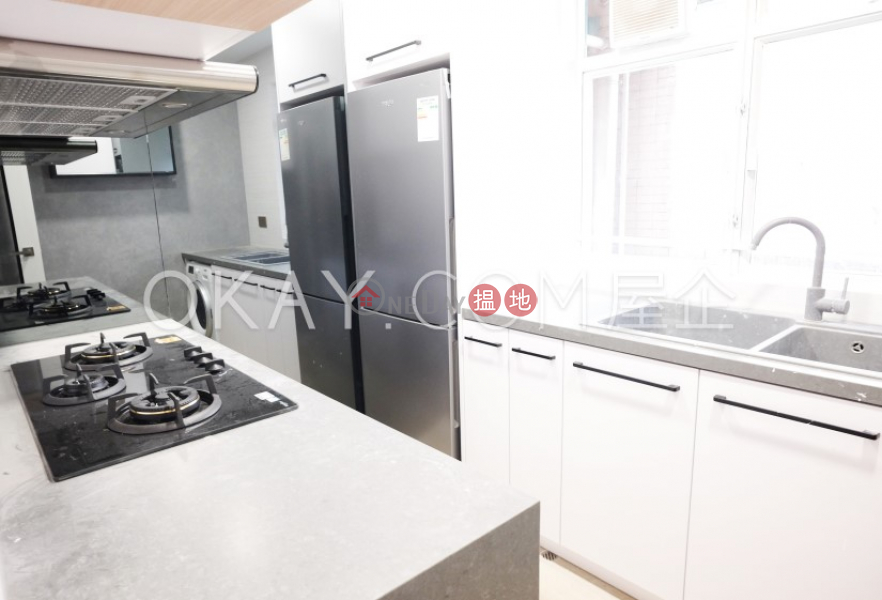 Unique 2 bedroom with parking | Rental | 18 Old Peak Road | Central District, Hong Kong Rental HK$ 43,000/ month