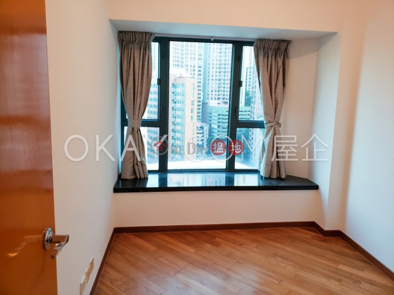 Gorgeous 3 bed on high floor with harbour views | For Sale | 80 Robinson Road 羅便臣道80號 Sales Listings