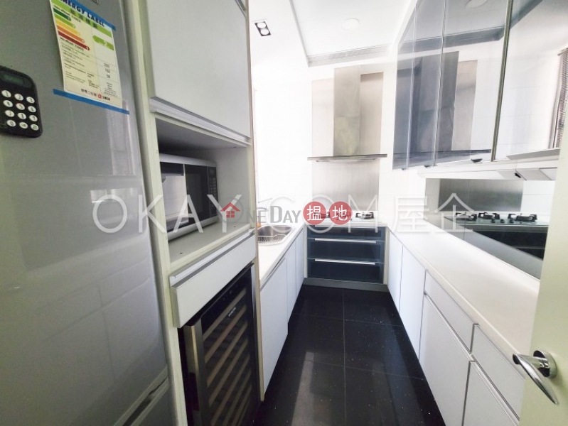 Charming 3 bedroom with balcony | Rental, 880-886 King\'s Road | Eastern District | Hong Kong | Rental HK$ 42,000/ month