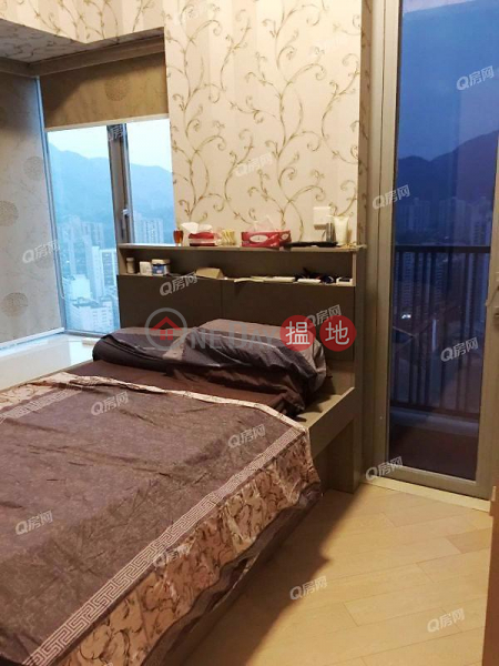 Property Search Hong Kong | OneDay | Residential Sales Listings | Century Gateway Phase 2 | 4 bedroom High Floor Flat for Sale