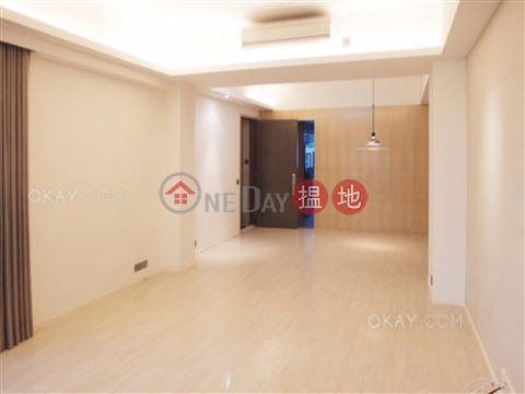Luxurious 3 bedroom with parking | For Sale | 18-24 Bisney Road 碧荔道18-24號 _0