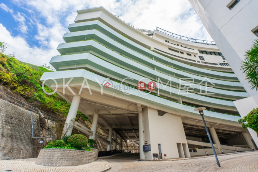 Rare 3 bedroom on high floor with balcony & parking | Rental | Block 1 ( De Ricou) The Repulse Bay 影灣園1座 Rental Listings