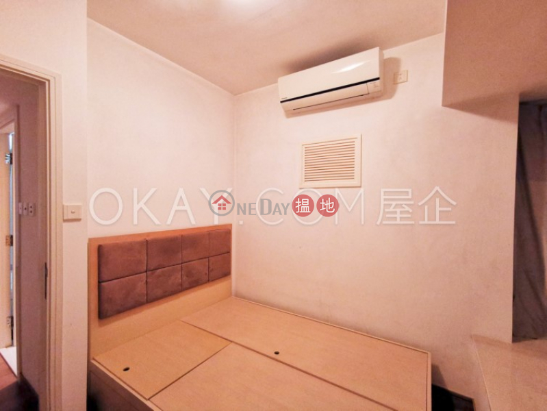 HK$ 27,000/ month, Centrestage | Central District Unique 2 bedroom on high floor with balcony | Rental