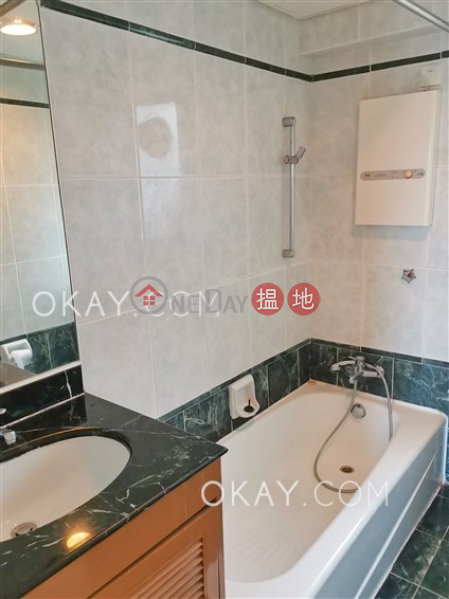 HK$ 35,000/ month, Scenic Rise, Western District Popular 3 bedroom on high floor with sea views | Rental