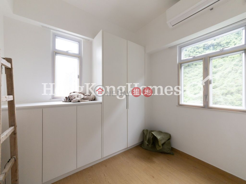 Property Search Hong Kong | OneDay | Residential Rental Listings 4 Bedroom Luxury Unit for Rent at Pearl Gardens