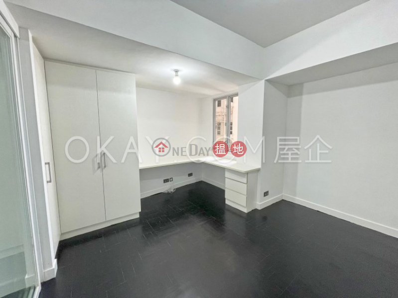 HK$ 38,000/ month, Realty Gardens, Western District Popular 1 bedroom in Mid-levels West | Rental