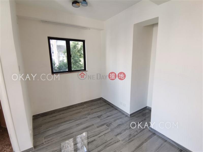 Cozy 2 bedroom in Mid-levels West | For Sale | Bellevue Place 御林豪庭 Sales Listings